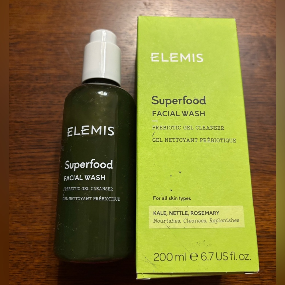 New Never Opened Elemis Superfoods Facial Cleanser